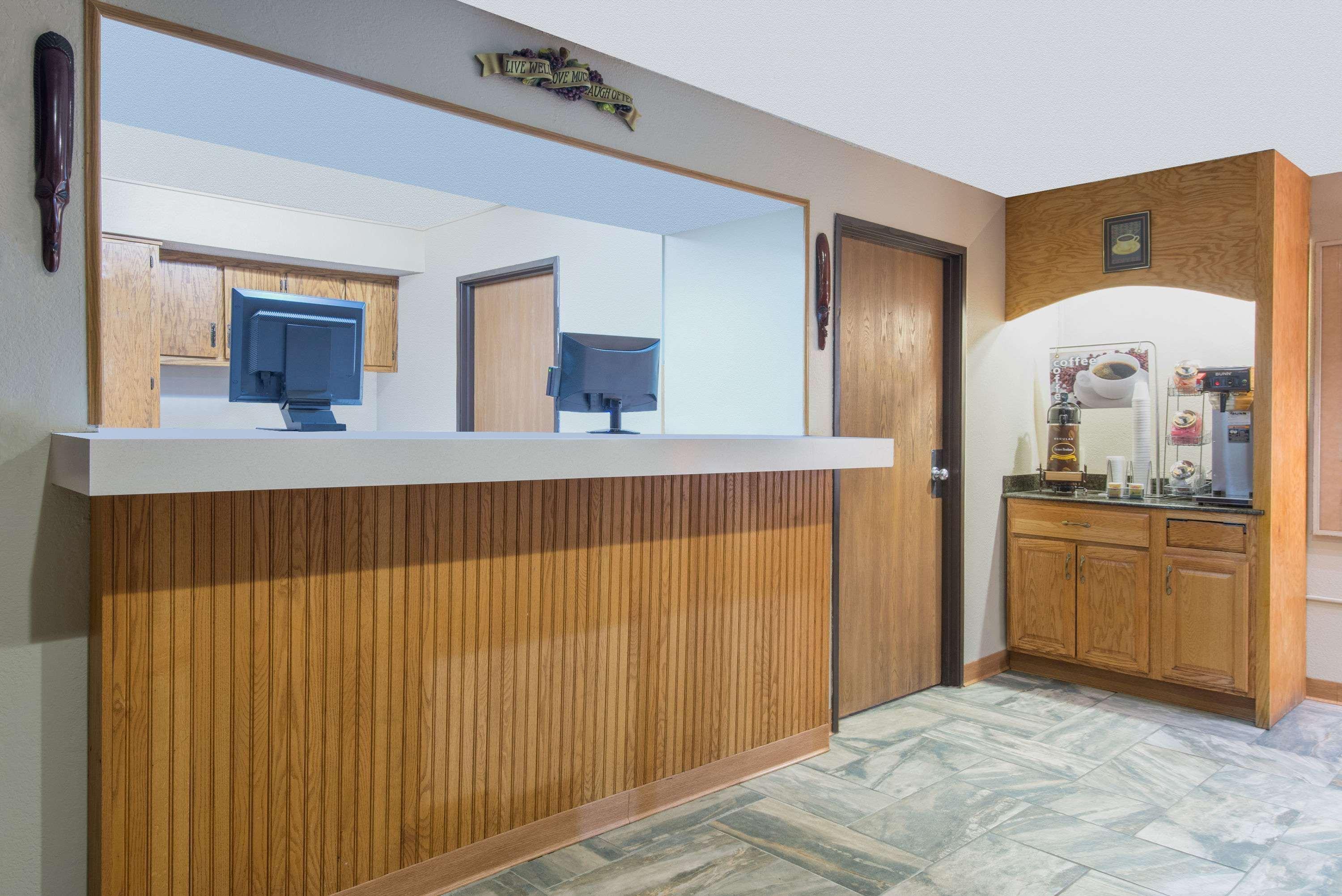 Super 8 By Wyndham Youngstown/Austintown Esterno foto