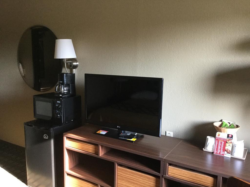Super 8 By Wyndham Youngstown/Austintown Esterno foto