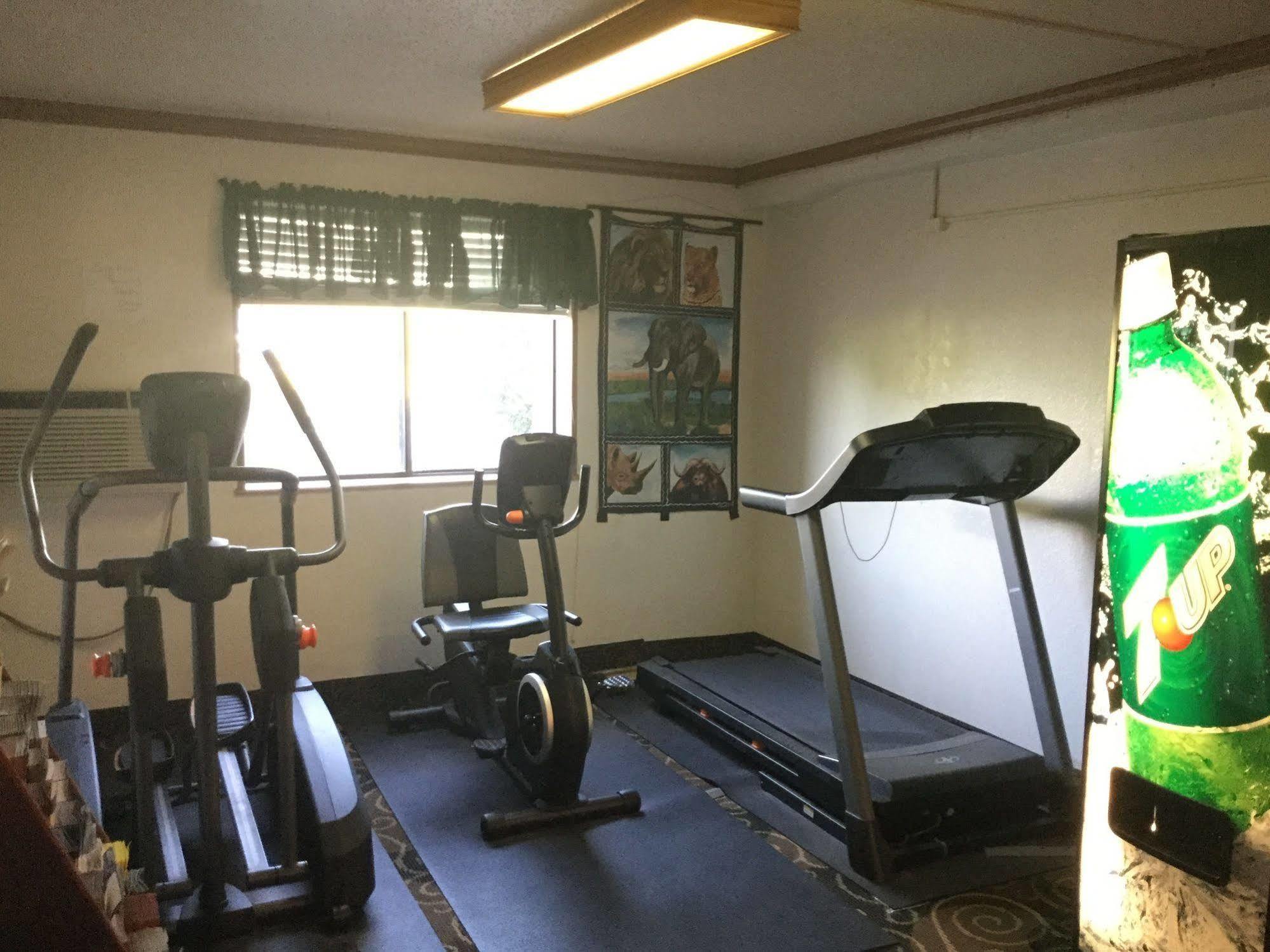 Super 8 By Wyndham Youngstown/Austintown Esterno foto